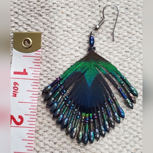 Vintage Peacock feather beaded dangle earrings 2 1/4" long, 2" wide. - Picture 6 of 9